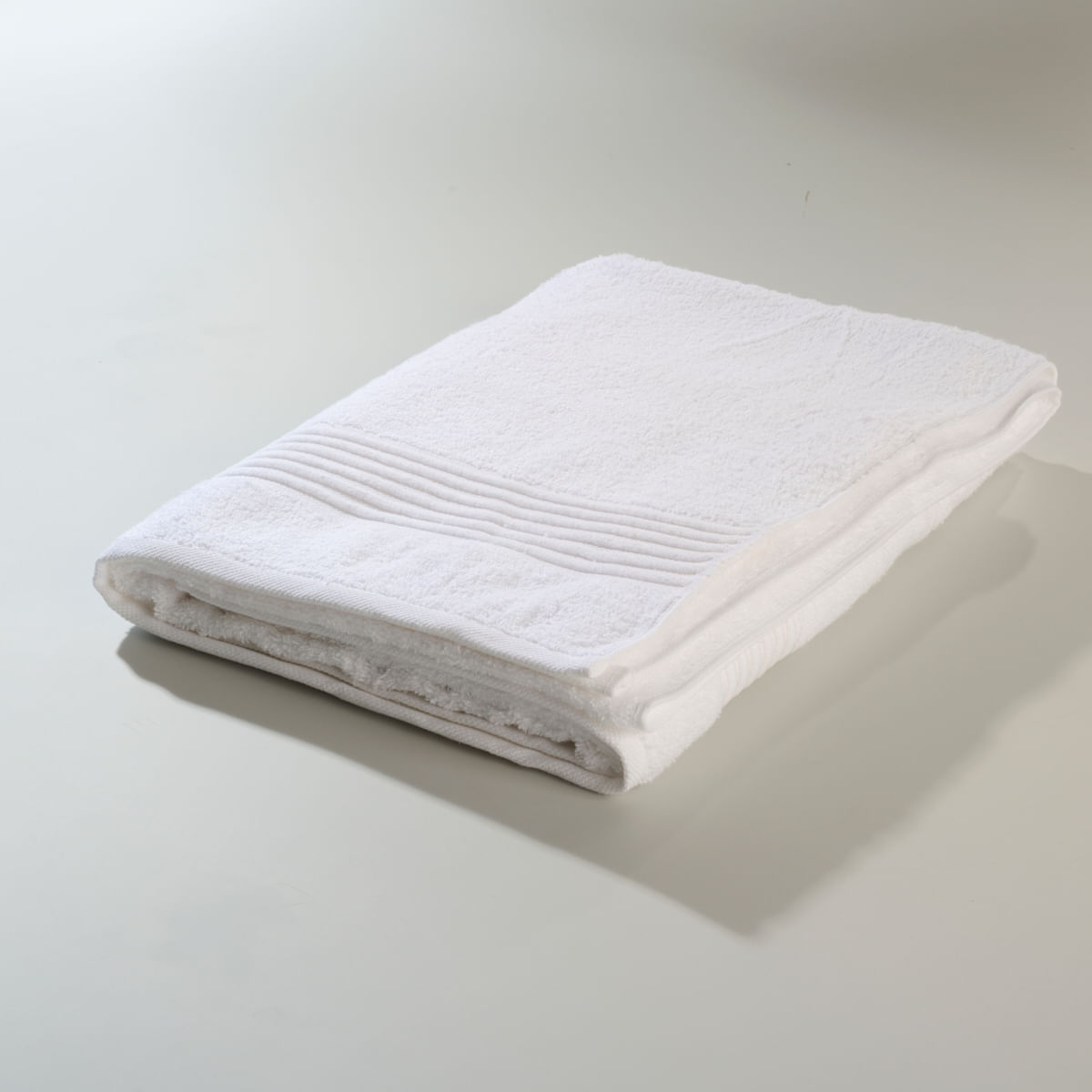 03 09 0069 Toalha de Banho Glamour Branco 001.jpg